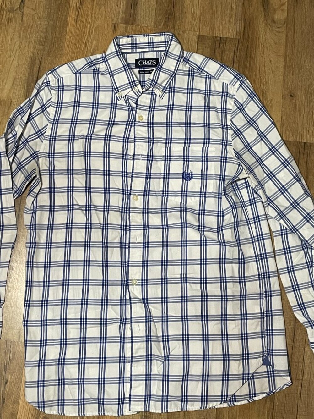 Chaps Men's Blue and White Plaid Button Down, size S